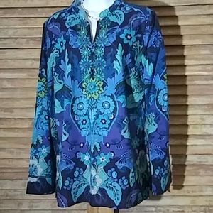 Robert Graham tunic size Large